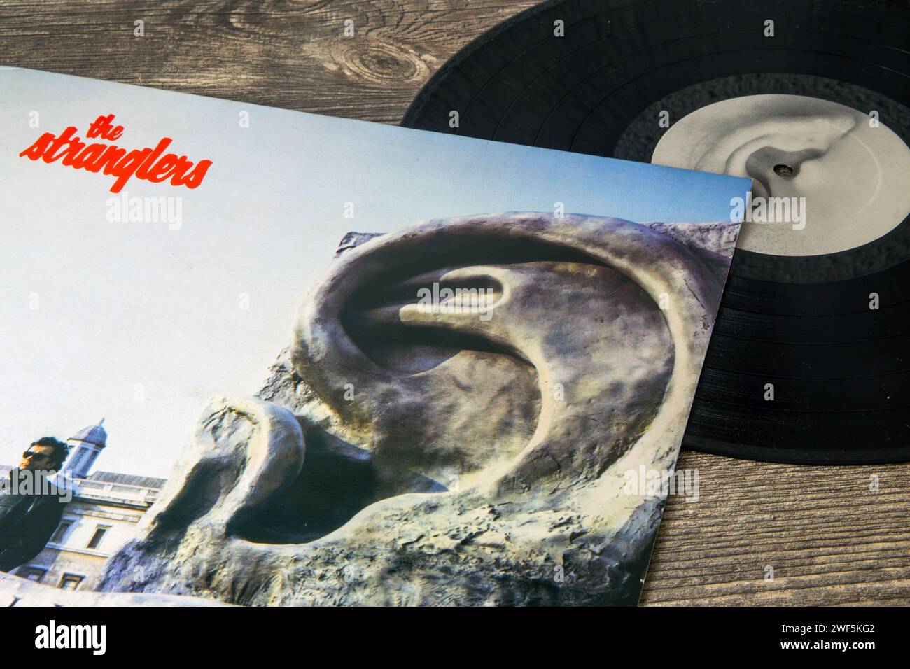 Cover dell'album, SCULTURA AURALE della band britannica THE STRANGLERS del 1984 Foto Stock