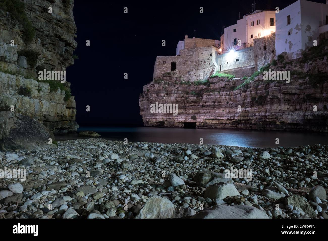 Spiaggia Polignano a Mare - Puglia - Italia Foto Stock