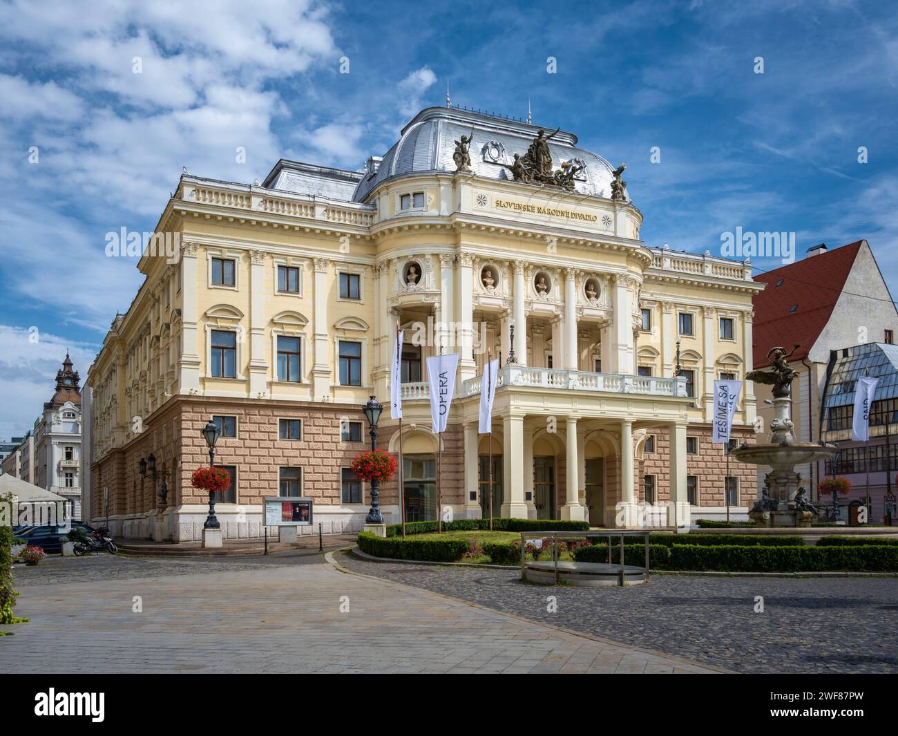 Vecchio Teatro Nazionale Slovacco, Bratislava, Slovacchia Foto Stock