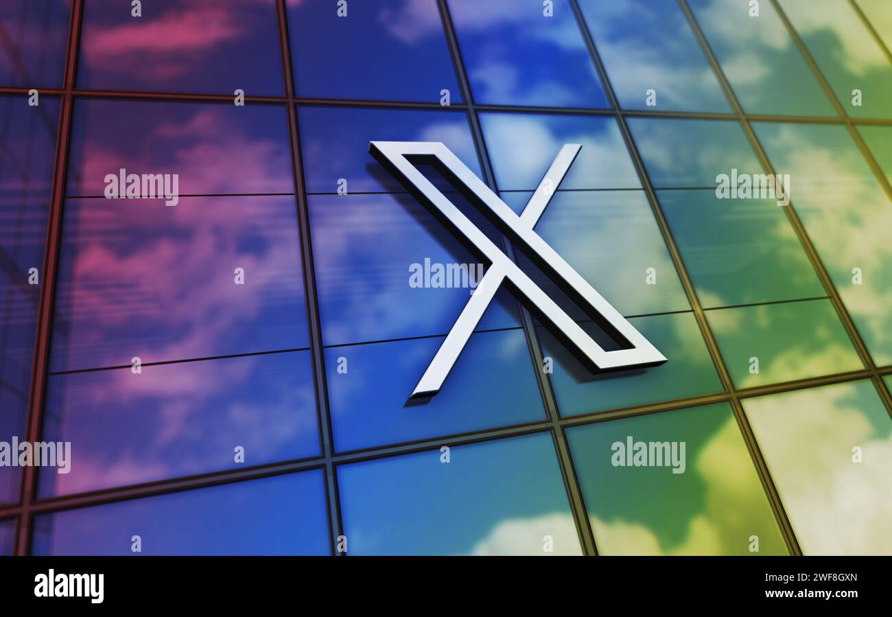 San Francisco, USA, 28 gennaio 2024: X Twitter social network Headquarters Glass building Concept. Logo del simbolo del servizio di comunicazione sulla facciata anteriore Foto Stock