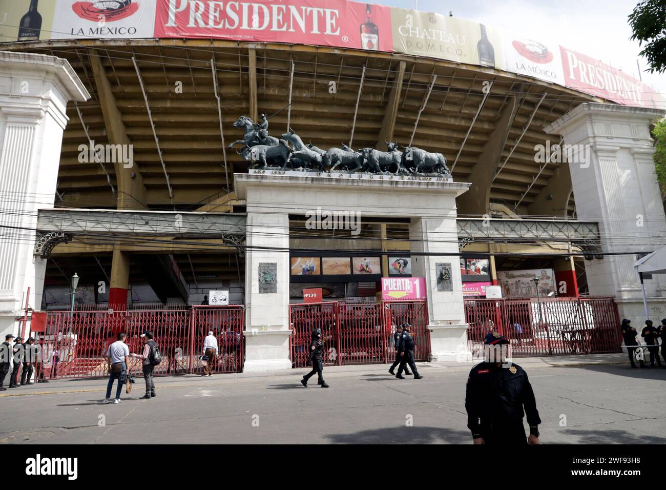 Città del Messico, Messico. 28 gennaio 2024. Plaza de Toros Messico mentre la corrida riprende a città del Messico. Il 28 gennaio 2024 a città del Messico, Messico (immagine di credito: © Luis Barron/eyepix via ZUMA Press Wire) SOLO PER USO EDITORIALE! Non per USO commerciale! Foto Stock