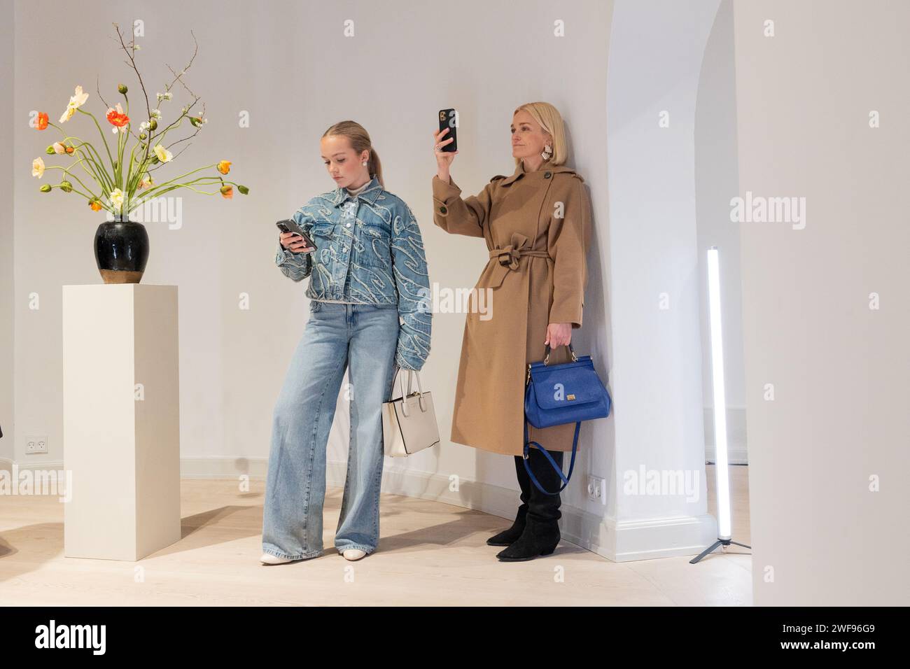 Copenhagen, Danimarca. 29 gennaio 2024. Ospiti del forza Collective Autunno/Inverno 2024, nell'ambito della Copenhagen Fashion Week. Crediti: Katie Collins/EMPICS/Alamy Live News Foto Stock