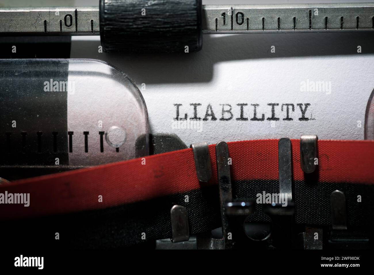 Parola di responsabilità scritta con una macchina da scrivere. Foto Stock
