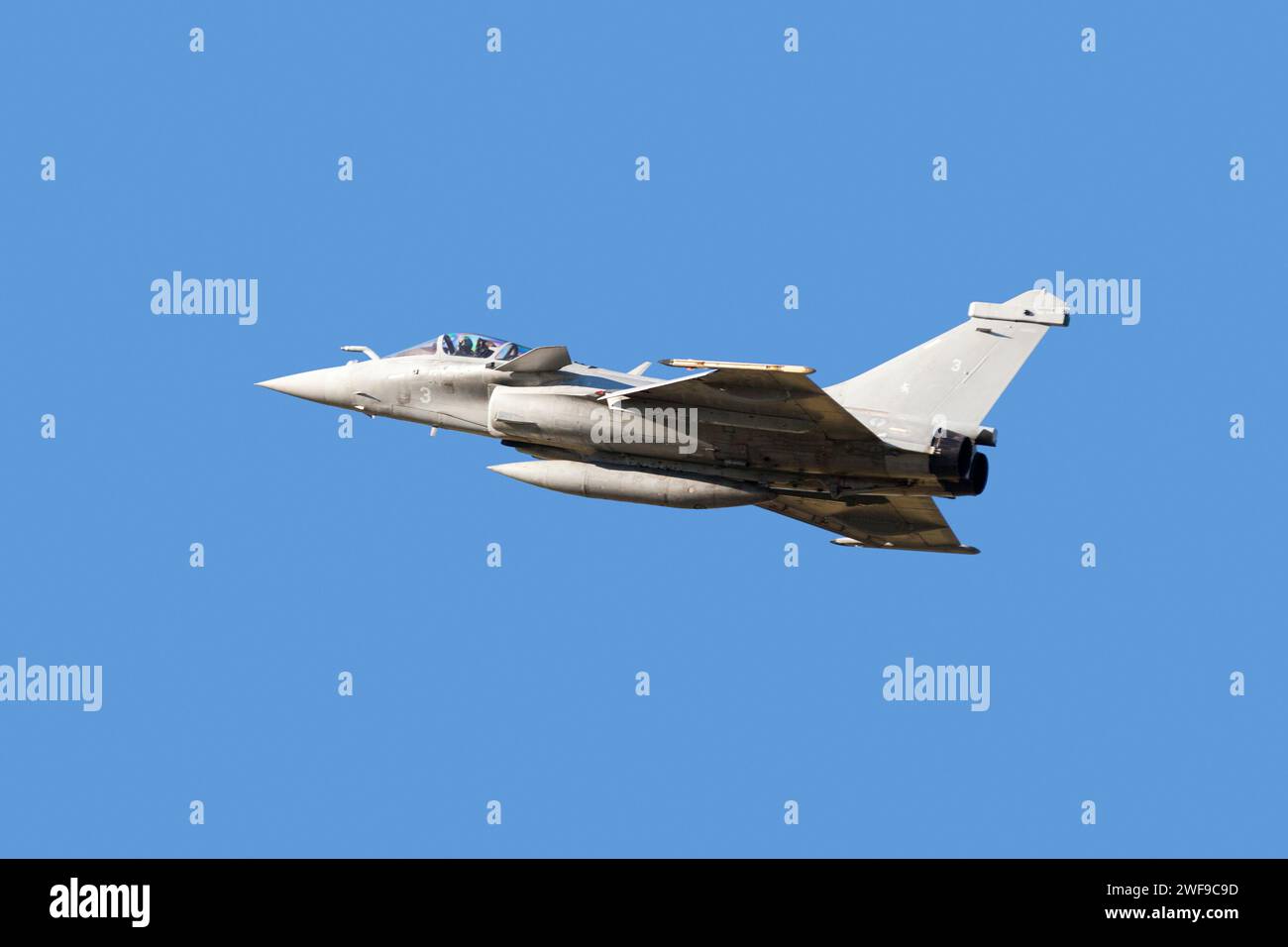 Morlaix, Francia - Marzo 30 2022: Il Dassault Rafale è un aereo da combattimento multirole, a doppio motore, con ala a delta, usato dalla Marina francese Foto Stock