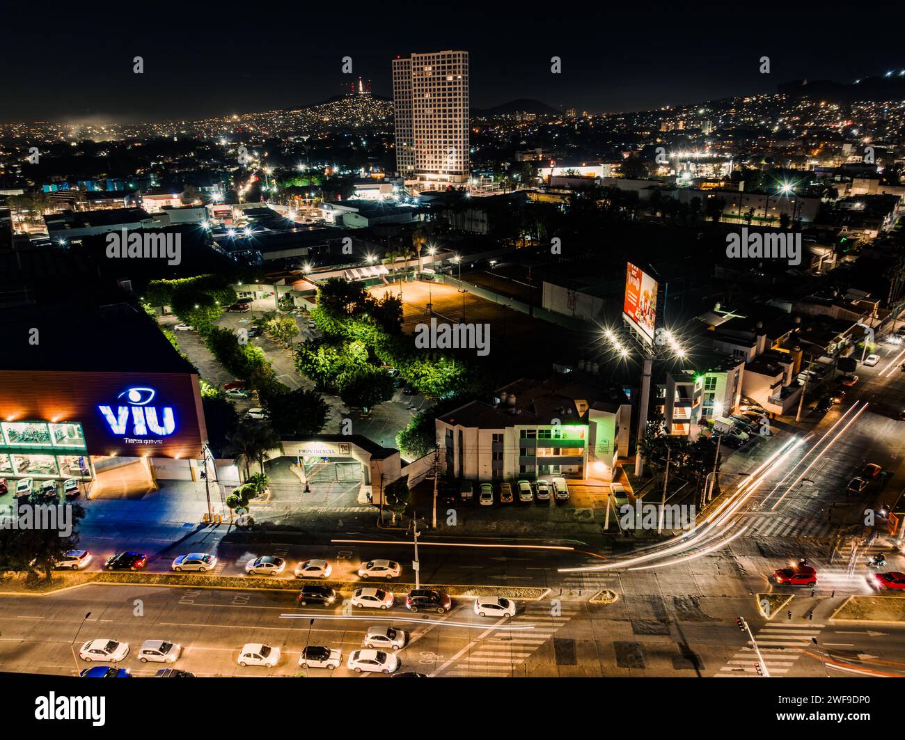 uno sviluppo ad uso misto con un centro commerciale di 35.000 m2 aperto nel 2021. include un complesso di uffici di 4 edifici e un parco centrale. Foto Stock