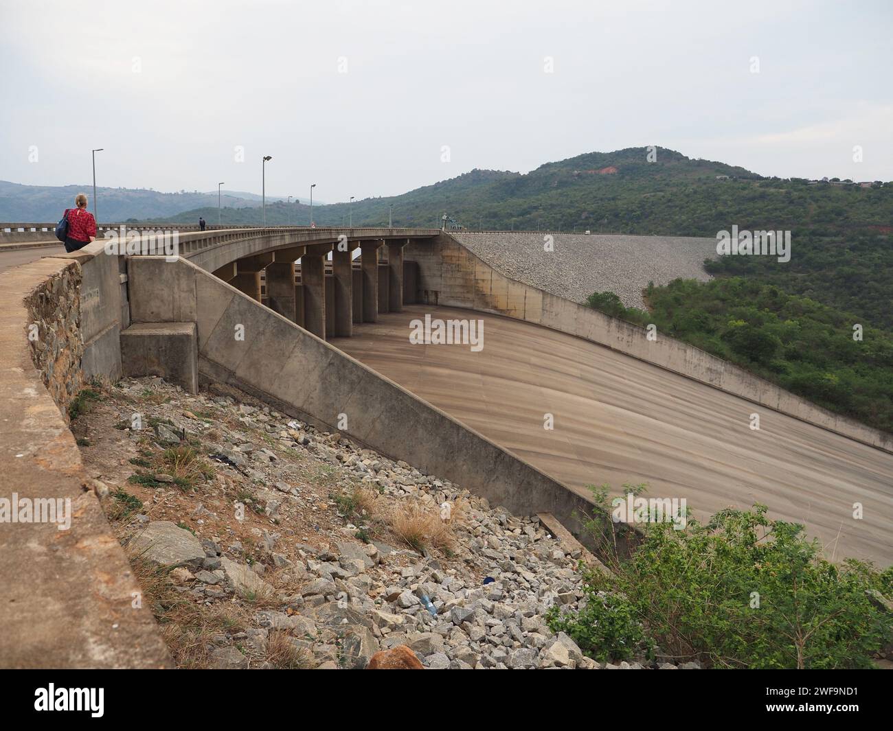 Vista della grande diga di Maguga nel fiume Kowati, a Hhohho, eSwatini Foto Stock