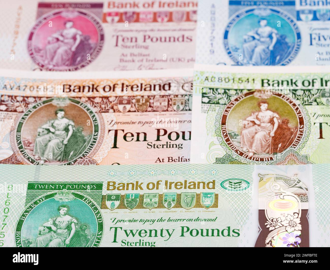 Banconote dell'Irlanda del Nord - Sterlina un contesto economico Foto Stock