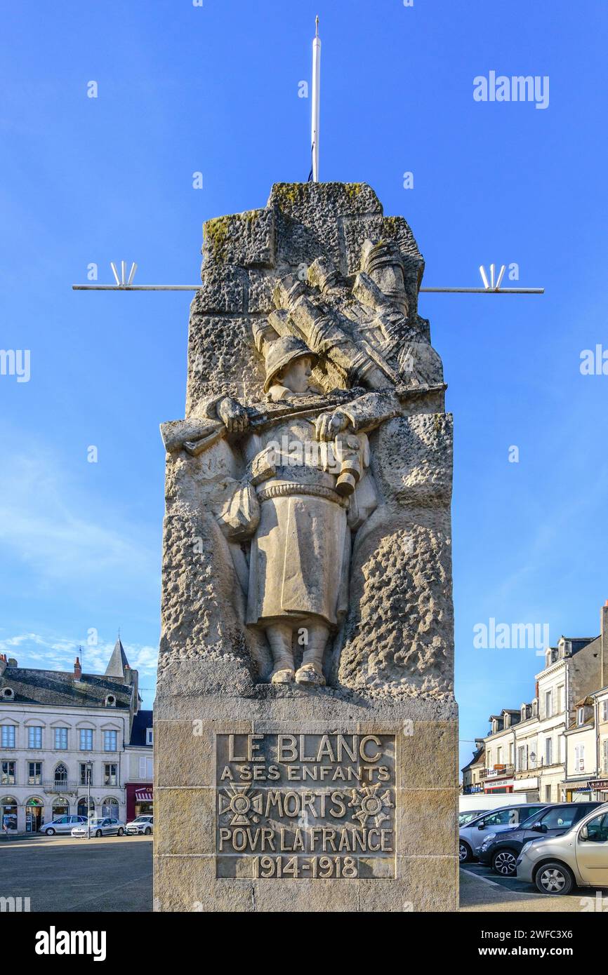 Memoriale della prima guerra mondiale per i soldati uccisi a le Blanc, Indre (36), in Francia. Foto Stock