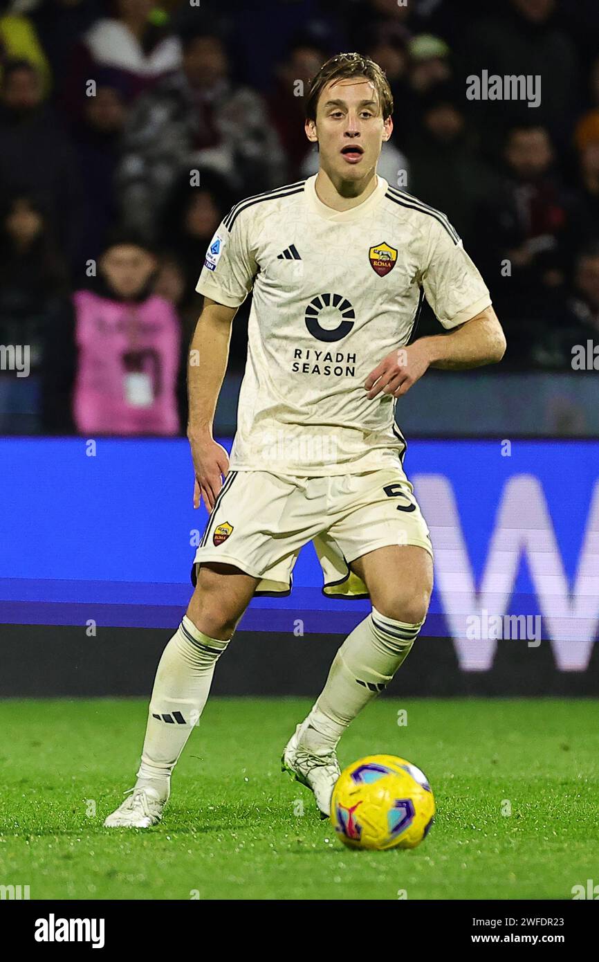 Nicola Zalewski dell'AS Roma durante la partita di serie A tra US Salernitana e AS Roma allo stadio Arechi di Salerno (Italia), 29 gennaio 2024. Foto Stock