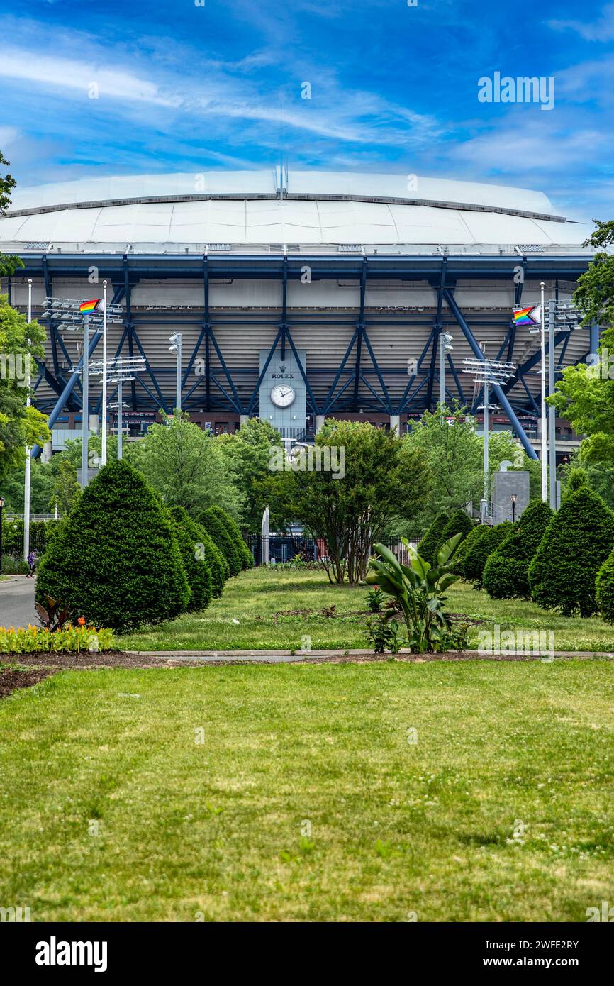 New York, USA; 3 giugno 2023: L'Arthur Ashe Stadium, sede del Flushing Meadows-Corona Park nel quartiere del Queens, dove si gioca l'US Open Foto Stock