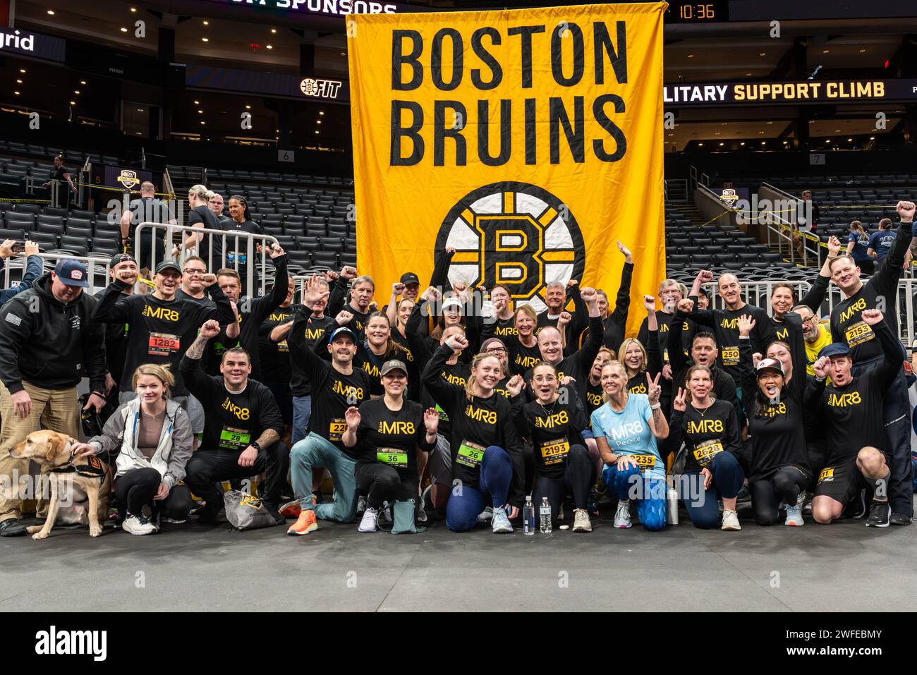 L'ottava edizione annuale della BFit Challenge, organizzata dalla Boston Bruins Foundation, raccogliendo fondi per le organizzazioni di beneficenza che sostengono i soccorritori e i membri militari. Foto Stock
