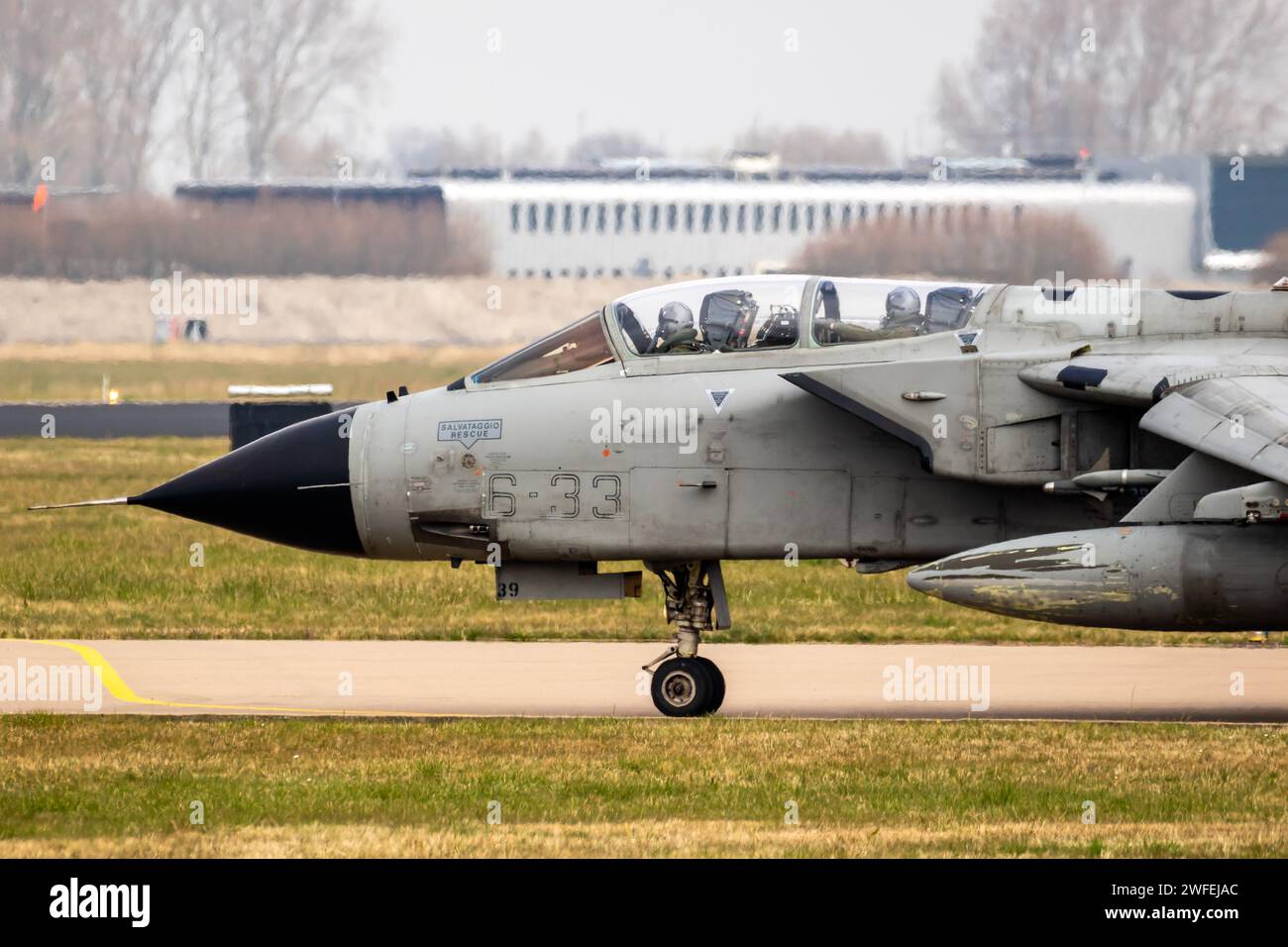 Aeronautica militare Italiana Panavia Tornado IDS presso la base aerea di Leeuwarden. Paesi Bassi - 28 marzo 2022 Foto Stock