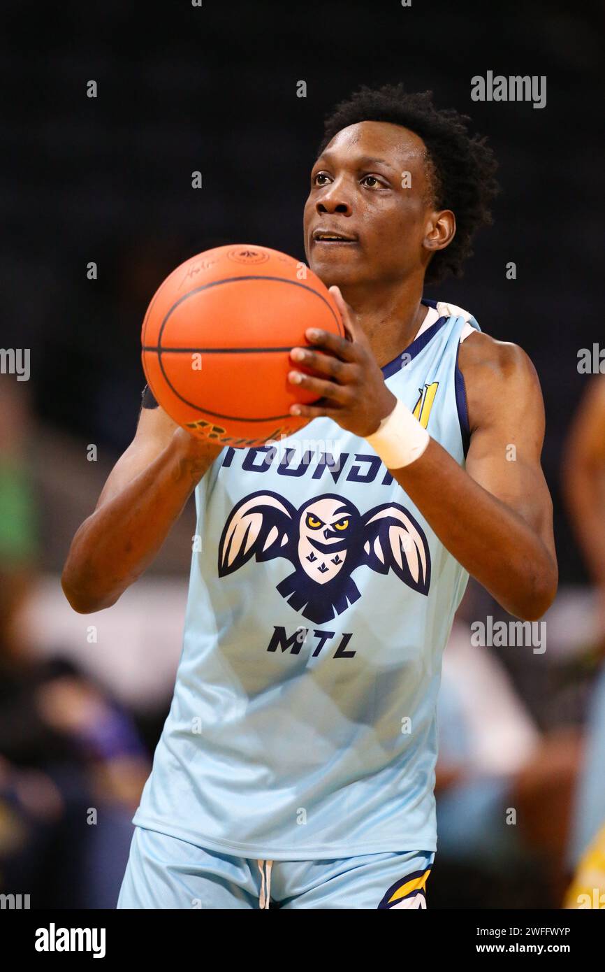 London Ontario Canada, gennaio 28 2024. I London Lightning segnarono la loro striscia di 8 vittorie consecutive perdendo contro i Montreal Toundra. Jahlin Smith(11) del Foto Stock