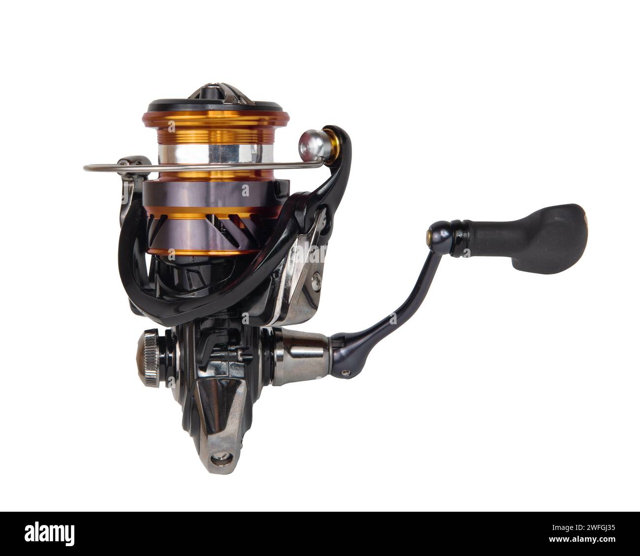 Meccanismo di filatura per la pesca, isolato su sfondo bianco. il file contiene il percorso di ritaglio Foto Stock