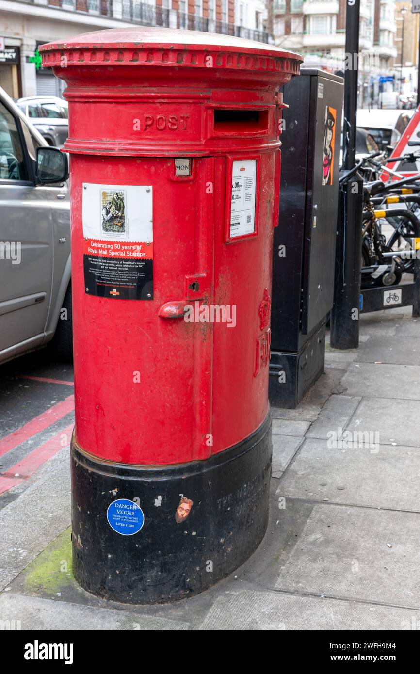 Targa blu per Danger mouse sulla cassetta postale di Baker Street Londra Foto Stock