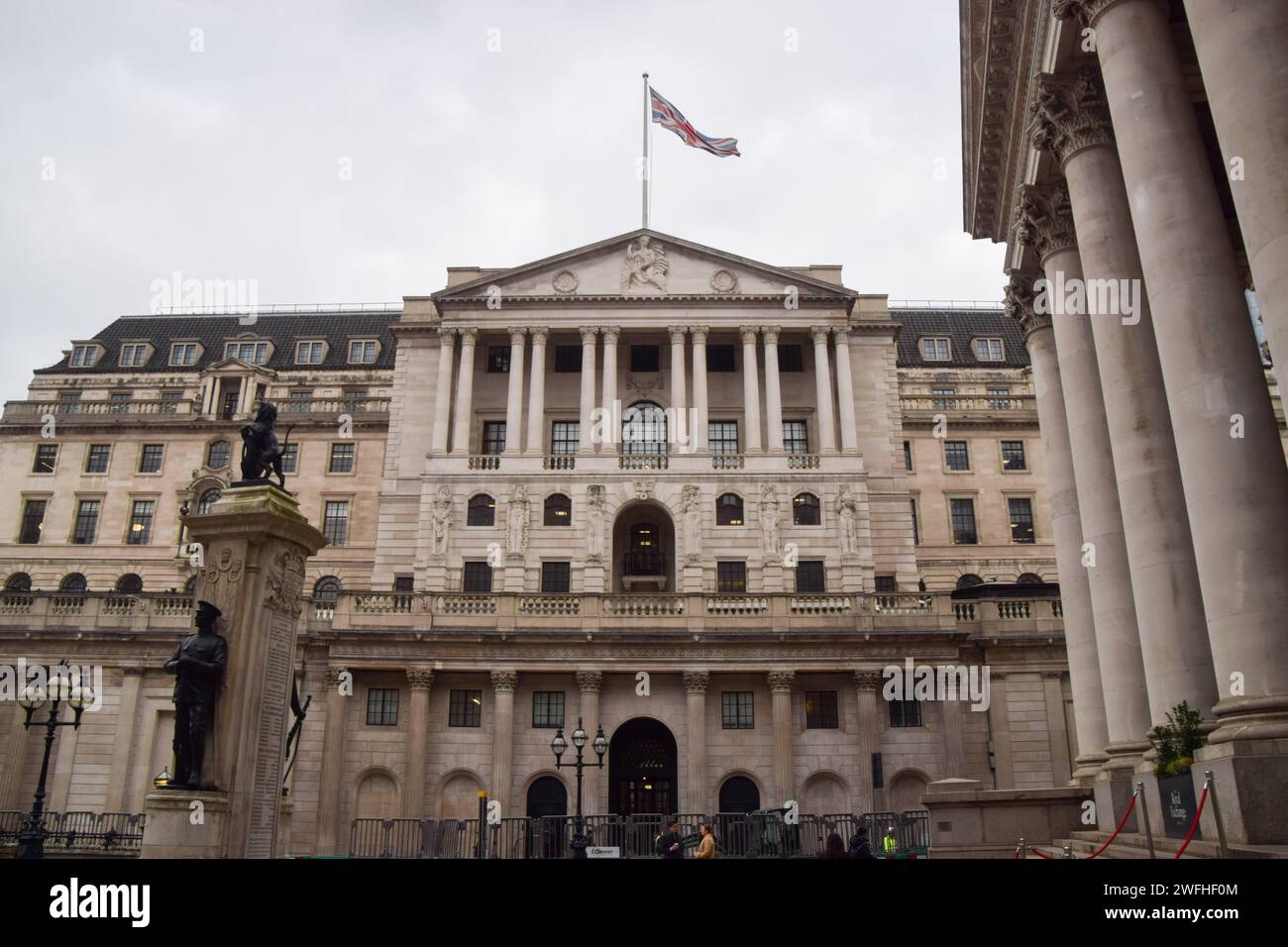 Londra, Regno Unito. 31 gennaio 2024. Vista esterna della Banca d'Inghilterra, che dovrebbe lasciare invariati i tassi di interesse quando prenderà la sua decisione giovedì. Credito: Vuk Valcic/Alamy Live News Foto Stock