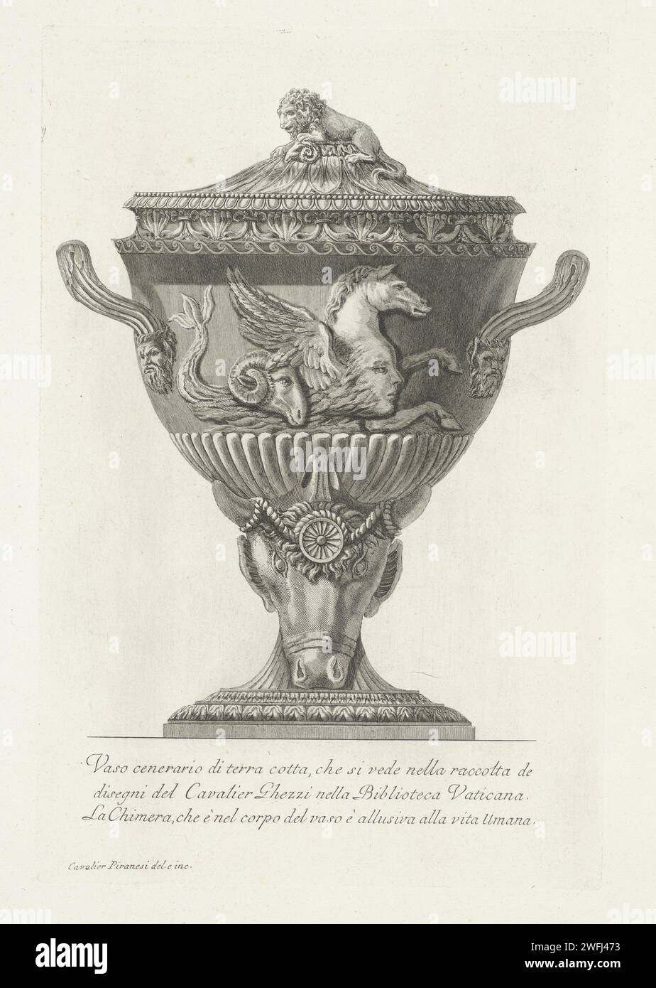 Asvaas en Tripod, Giovanni Battista Piranesi, 1778 stampa foglia con due esibizioni di un antico vaso di frassino e di un treppiede. A sinistra: Un antico vaso di frassino con un fregio con un ippocampo e un leone sul coperchio. Testo in STUDMARGE. Destra: Un treppiede antico. Testo sopra le prestazioni. Assegnazione nel margine finale. Vaso per incisione in carta Roma  ornamento. treppiede. pesci ossei: ippocampo Foto Stock