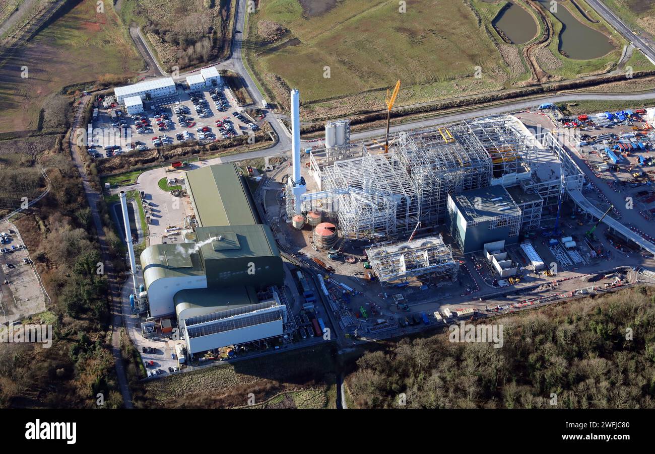 Vista aerea del METKA PROTOS Energy Recovery Facility vicino a Ince, Helsby ed Elton sulla riva sud dell'estuario di Mersey non lontano dal porto di Ellemsere Foto Stock