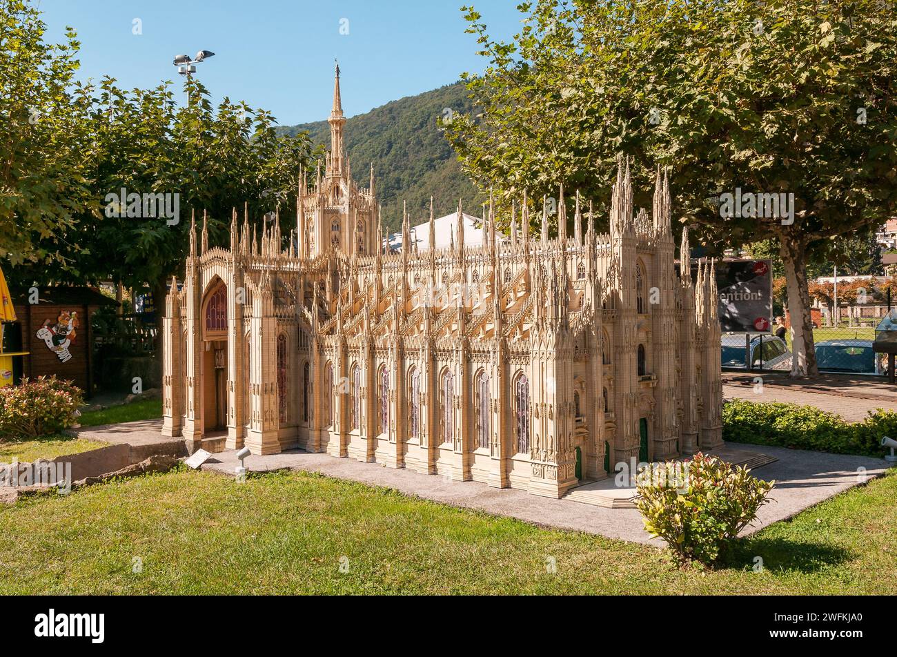 Melide, Ticino, Svizzera - 25 settembre 2014: Il parco Swissminiatur di Melide è un museo all'aperto con i più importanti edifici e i media svizzeri Foto Stock