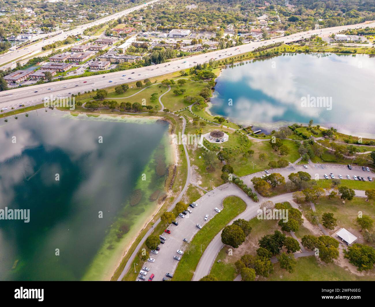 Lakes at Tropical Park Miami circa 2024 stampe fotografiche Foto Stock