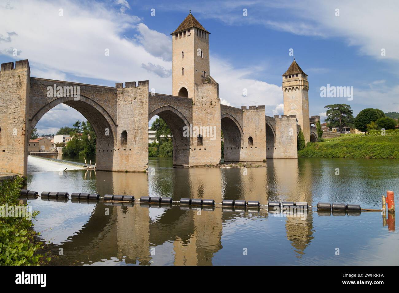 Valentre Bridge a Cahors, Occitania, Francia. Foto Stock