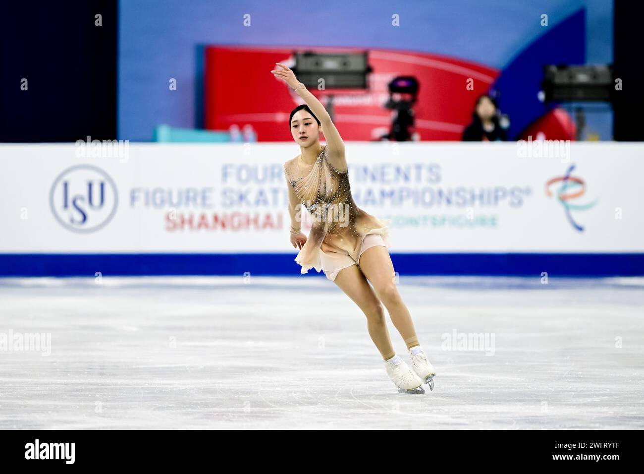 Seoyeong WI (KOR), durante il Women Short Program, ai Four Continents Figure Skating Championships 2024 dell'ISU, presso SPD Bank Oriental Sports Center, il 1 febbraio 2024 a Shanghai, Cina. Crediti: Raniero Corbelletti/AFLO/Alamy Live News Foto Stock