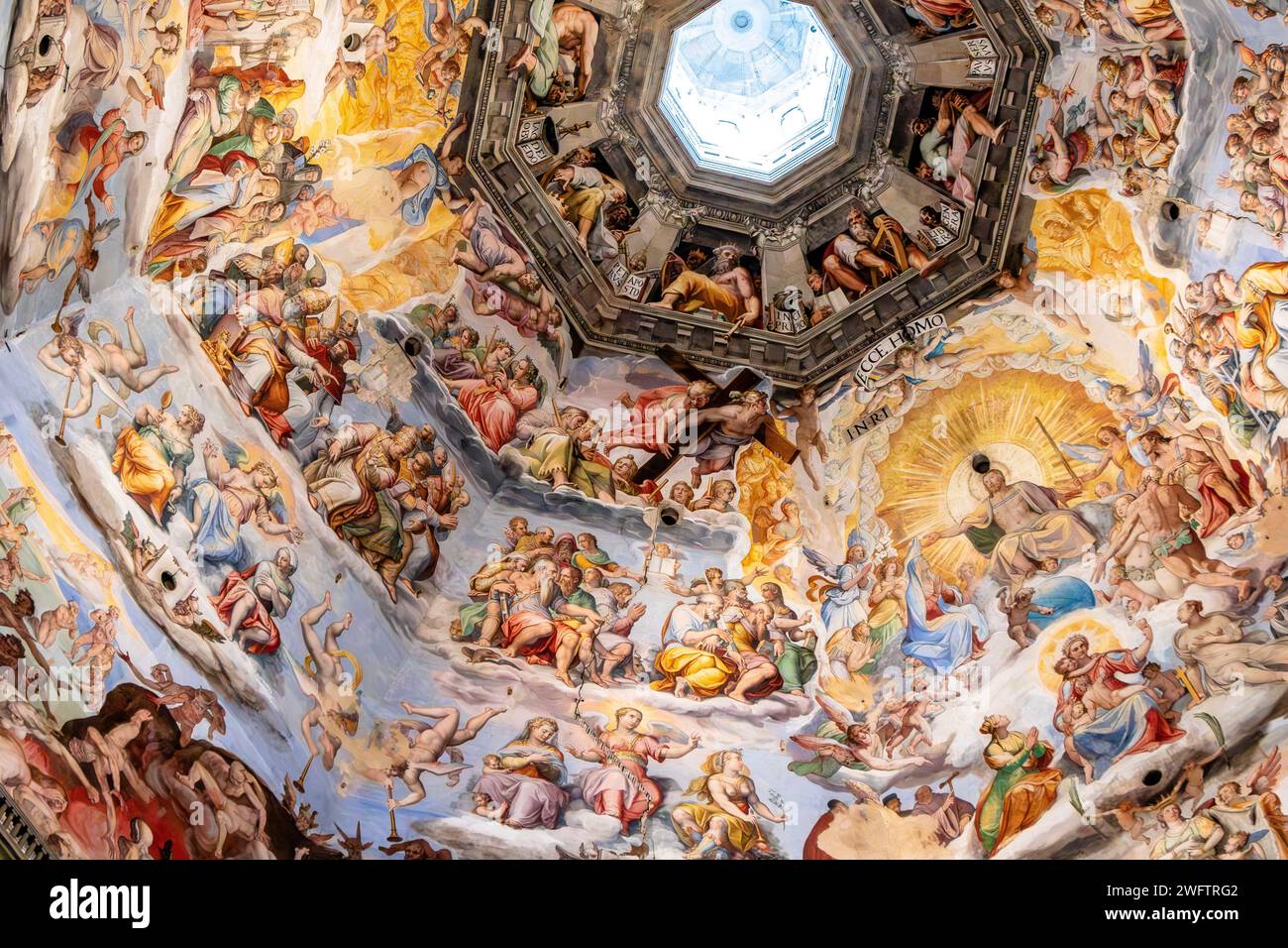 Gli affreschi del giudizio universale dipinti all'interno del Duomo all'interno del Duomo di Firenze, il Duomo, Firenze, Italia Foto Stock