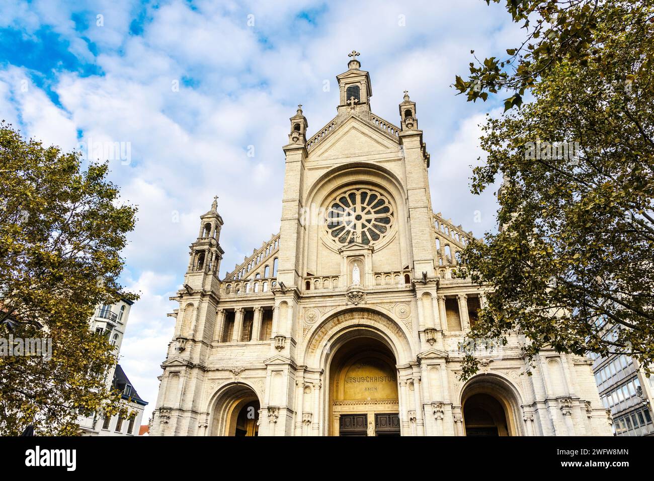 Esterno della chiesa di Santa Caterina, Bruxelles, Belgio, risalente alla fine del XIX secolo Foto Stock