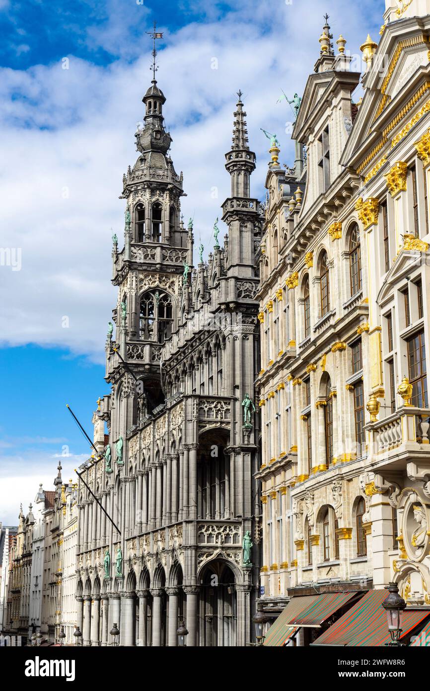 Casa del Re in stile neogotico (Museo della città di Bruxelles) nella Grand Place, Bruxelles, Belgio Foto Stock