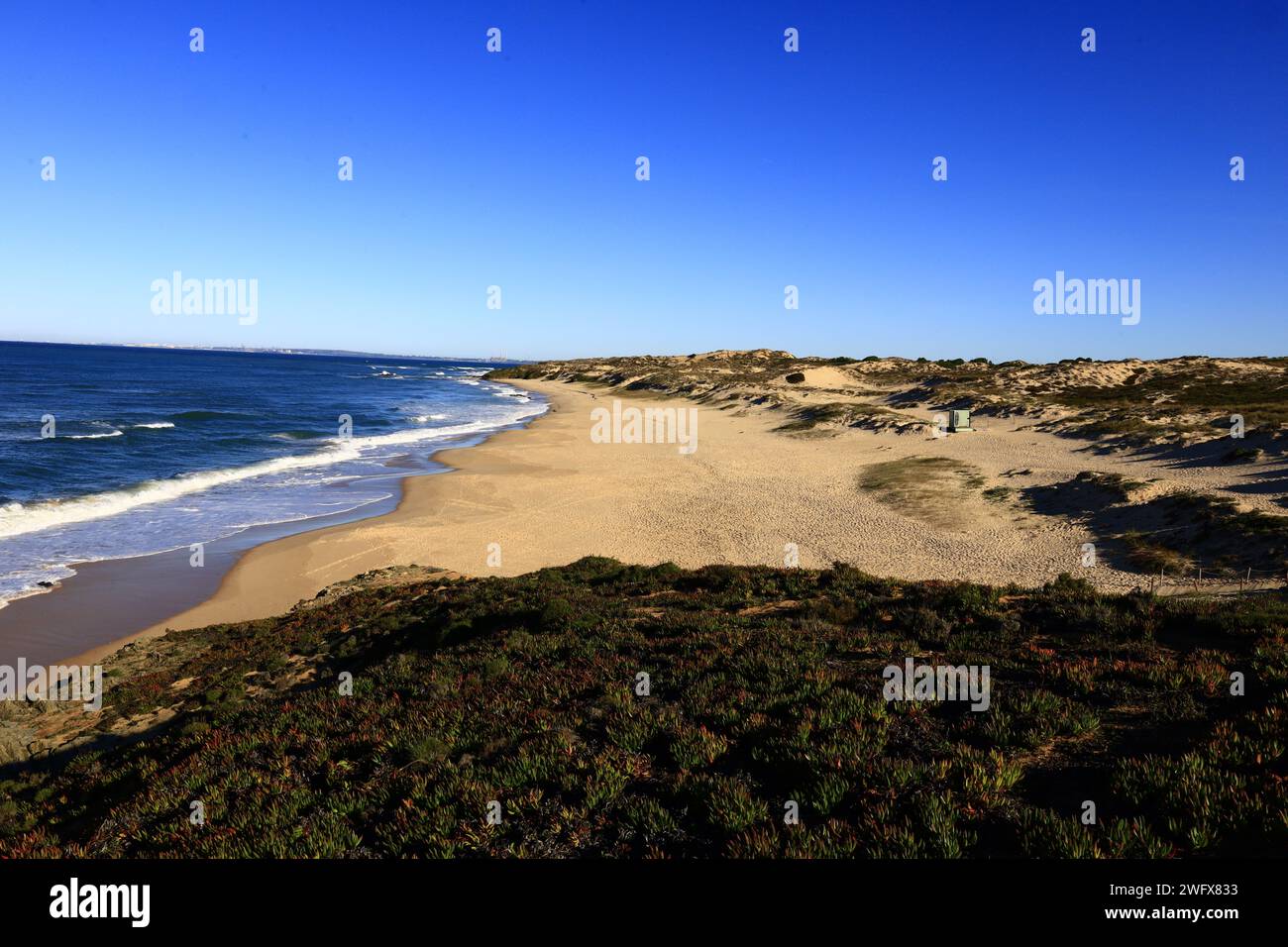 Vista sul Portal da Carrapateira sulla costa occidentale del Portogallo Foto Stock