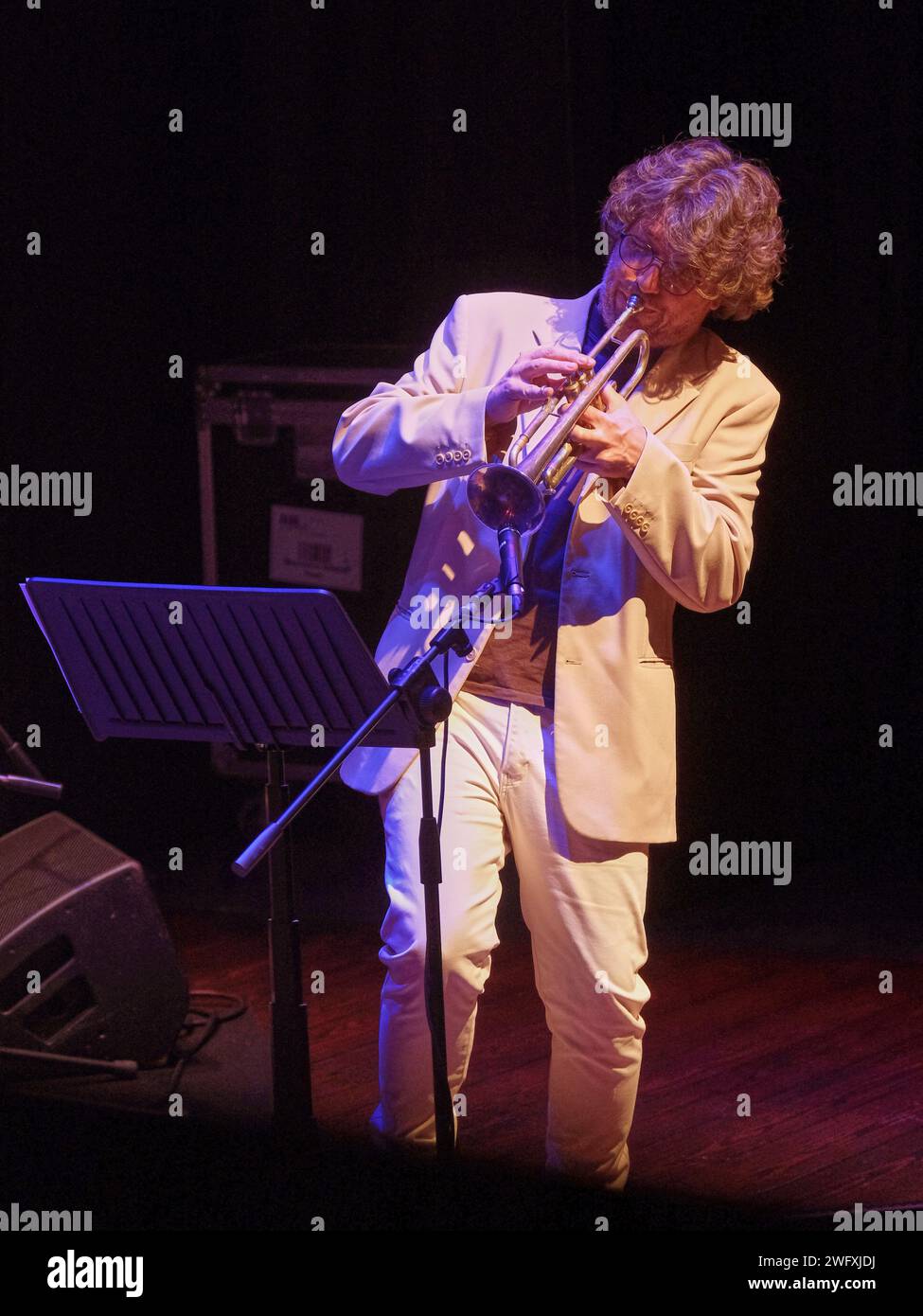 Verona, Teatro Ristori, Italia, 31 gennaio 2024, Mirco Rubegni durante Maria Pia De Vito 5et - il lavoro di questa donna - Concerto di musica per cantante italiana Foto Stock