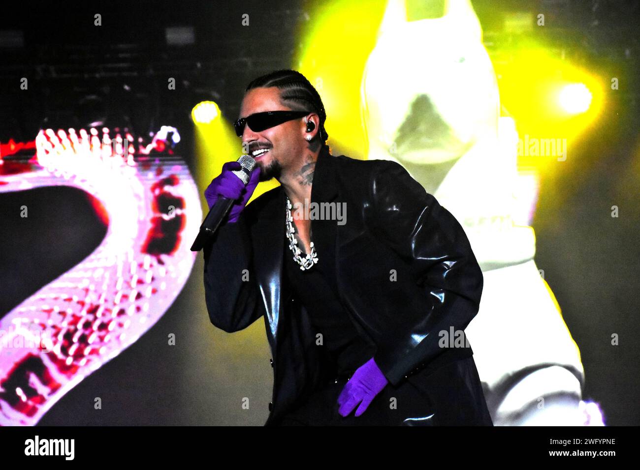 LEON, MESSICO - FEB 1. Maluma candidata ai Grammy si esibisce dal vivo durante il Don Juan World Tour alla Feria de Leon 2024 il 1 febbraio 2024. (Foto di JVMODEL) Foto Stock