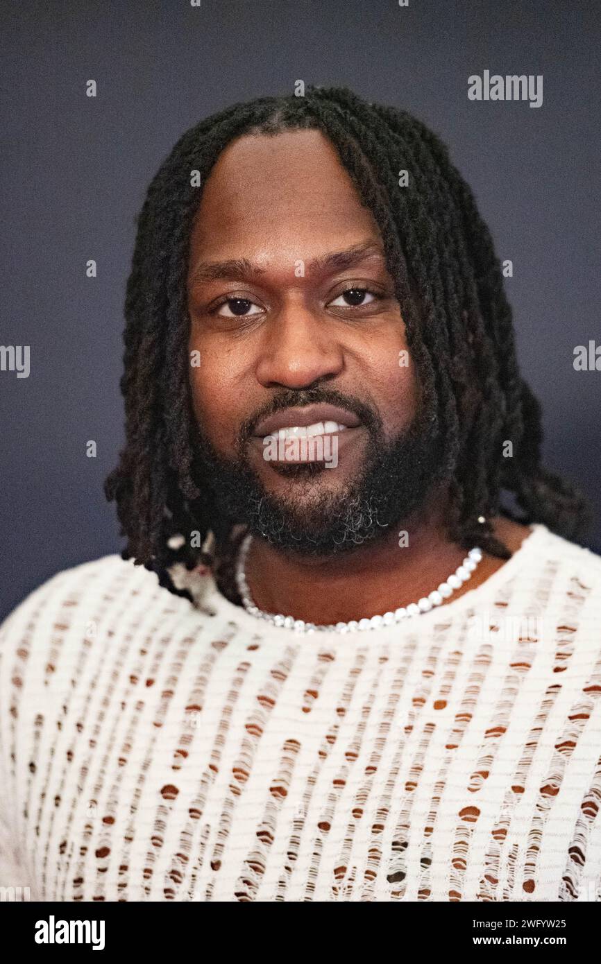 Parigi, Francia. 1 febbraio 2024. Stefan Wade partecipa alla Bob Marley One Love Premiere al Grand Rex Cinema di Parigi, in Francia, il 1 febbraio 2024. Foto di Aurore Marechal/ABACAPRESS.COM credito: Abaca Press/Alamy Live News Foto Stock