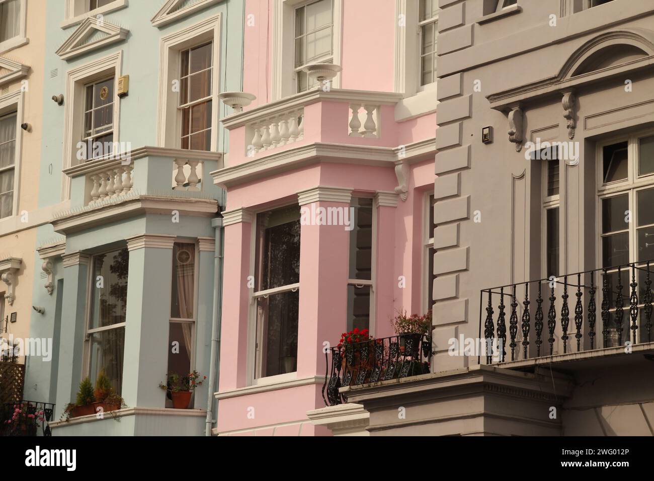 Gli splendidi edifici storici di appartamenti nel cuore di Londra Foto Stock