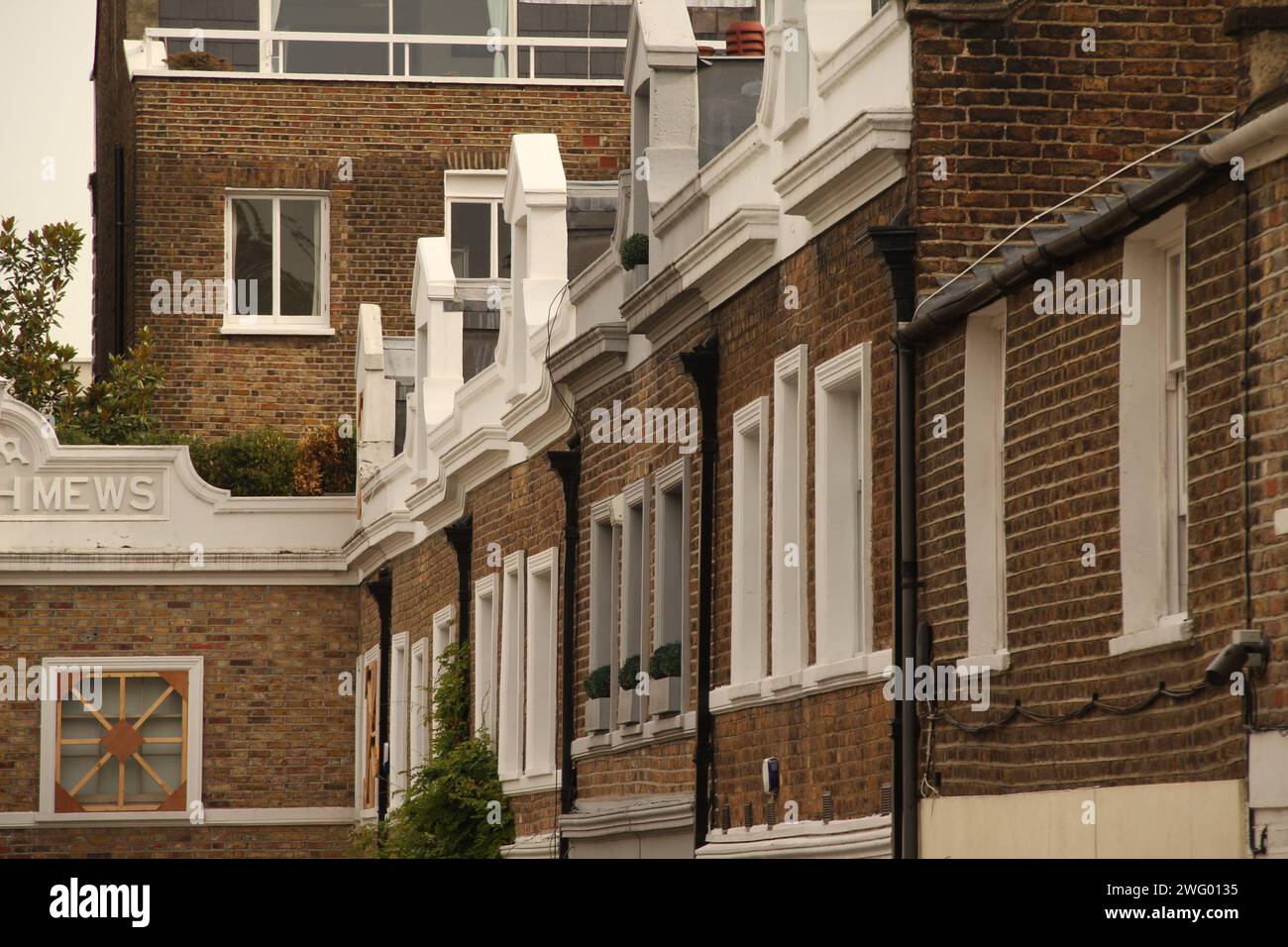 Gli splendidi edifici storici di appartamenti nel cuore di Londra Foto Stock