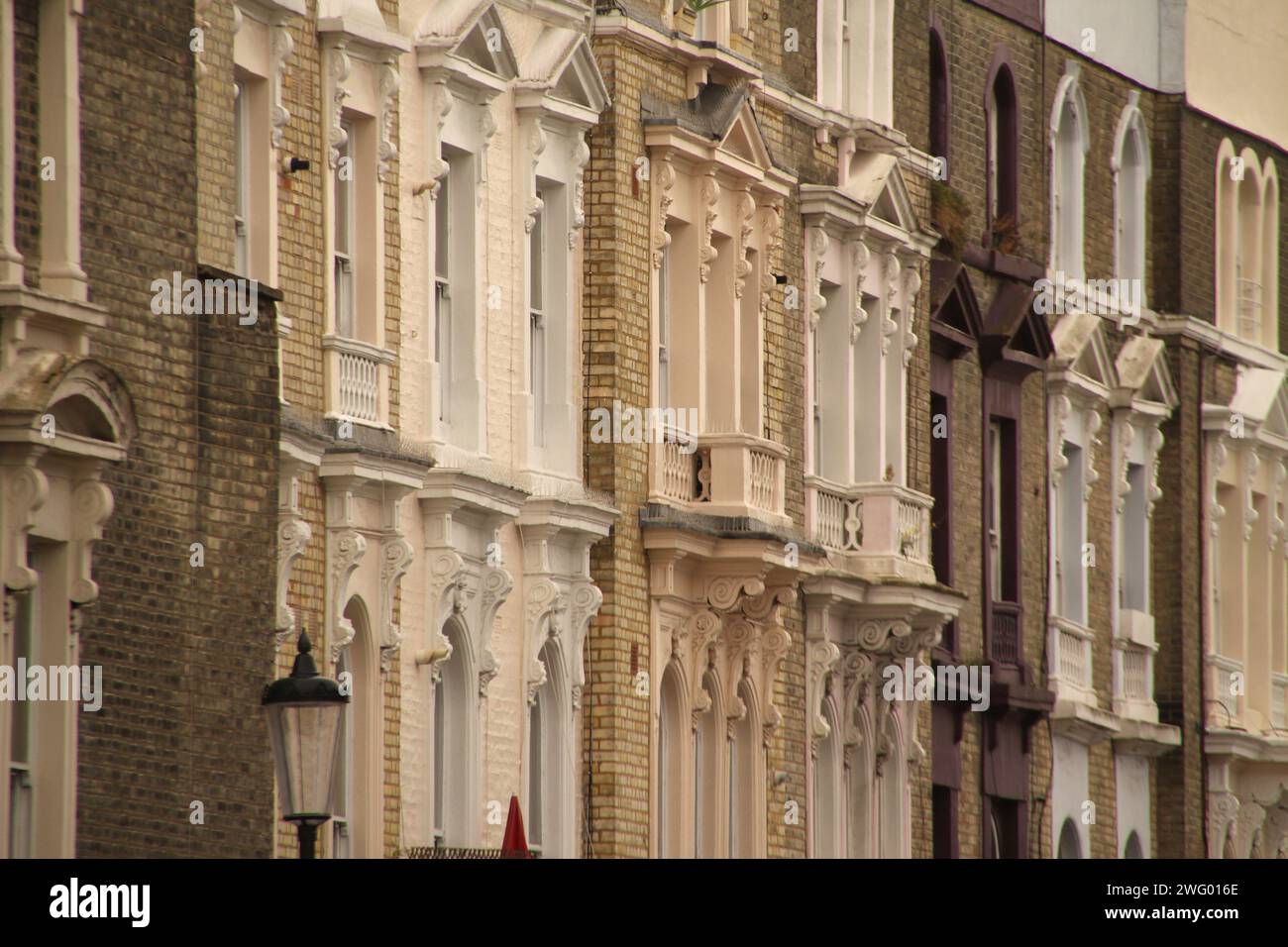 Gli splendidi edifici storici di appartamenti nel cuore di Londra Foto Stock
