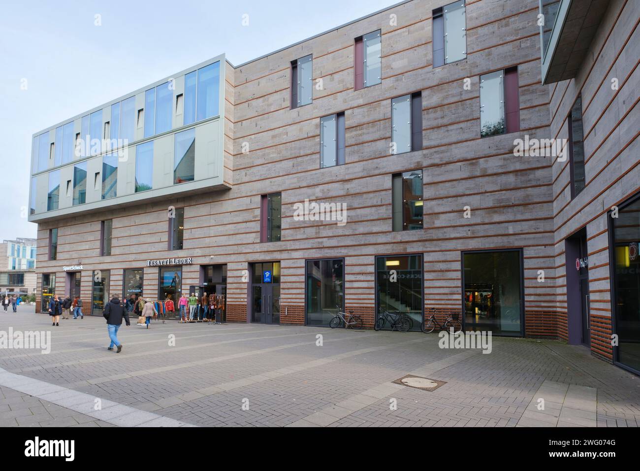 Sviluppo abitativo e edificio per uffici nella città di Münster Foto Stock