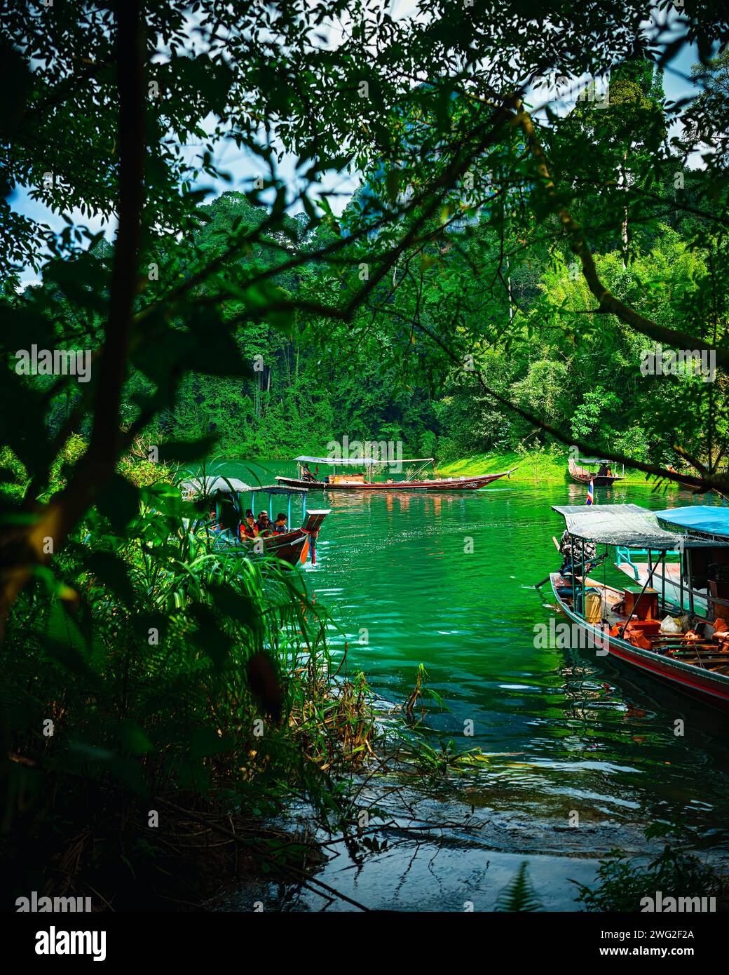 Cheow LAN Lake Khao Sok National Park Thailandia Foto Stock