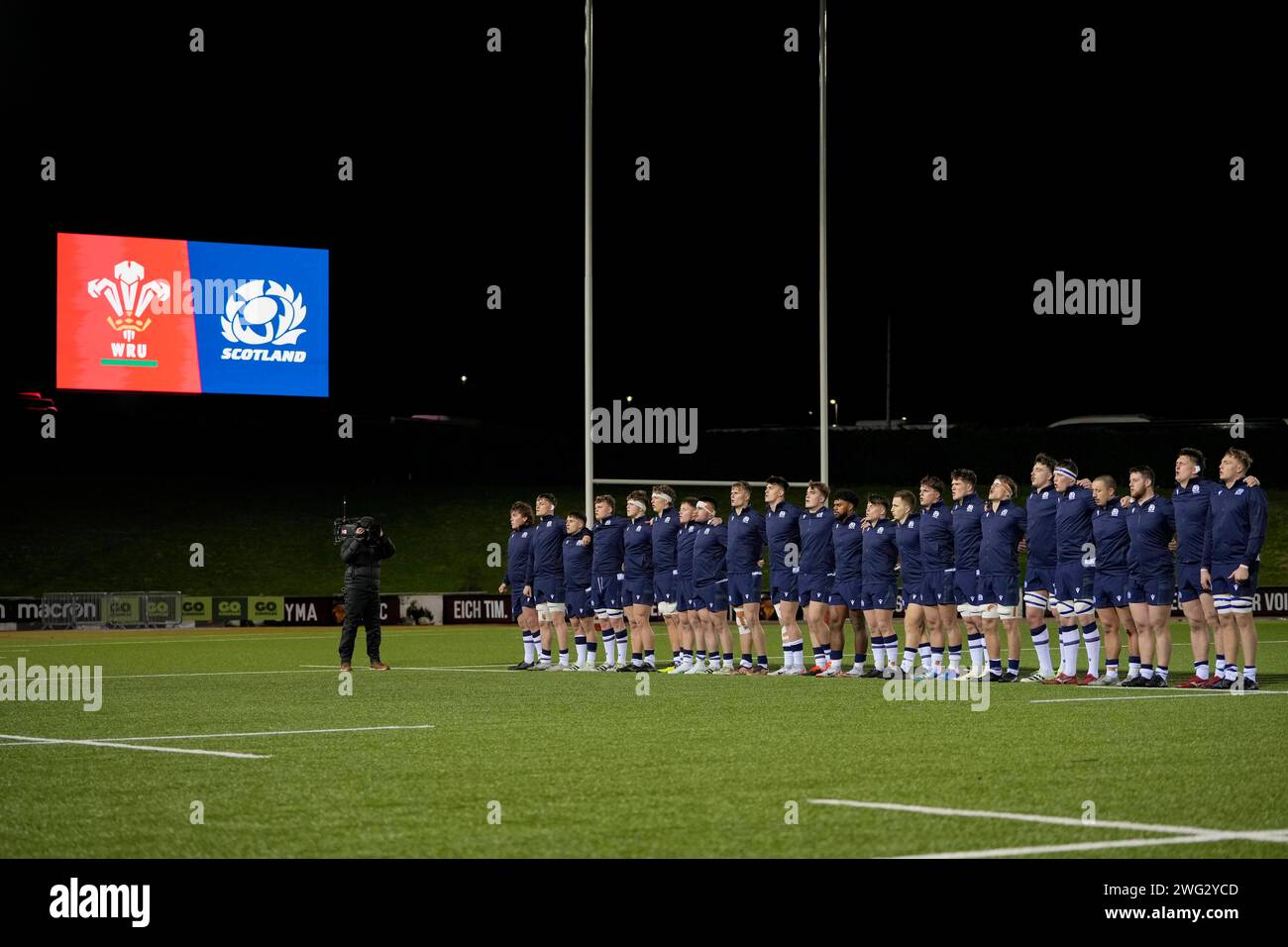 Gli U20 scozzesi cantano il loro inno nazionale prima del Guinness U20 Six Nations Match 2024 Galles U20s contro Scozia U20s allo Stadiwm CSM, Colwyn Bay, Regno Unito, 2 febbraio 2024 (foto di Steve Flynn/News Images) Foto Stock