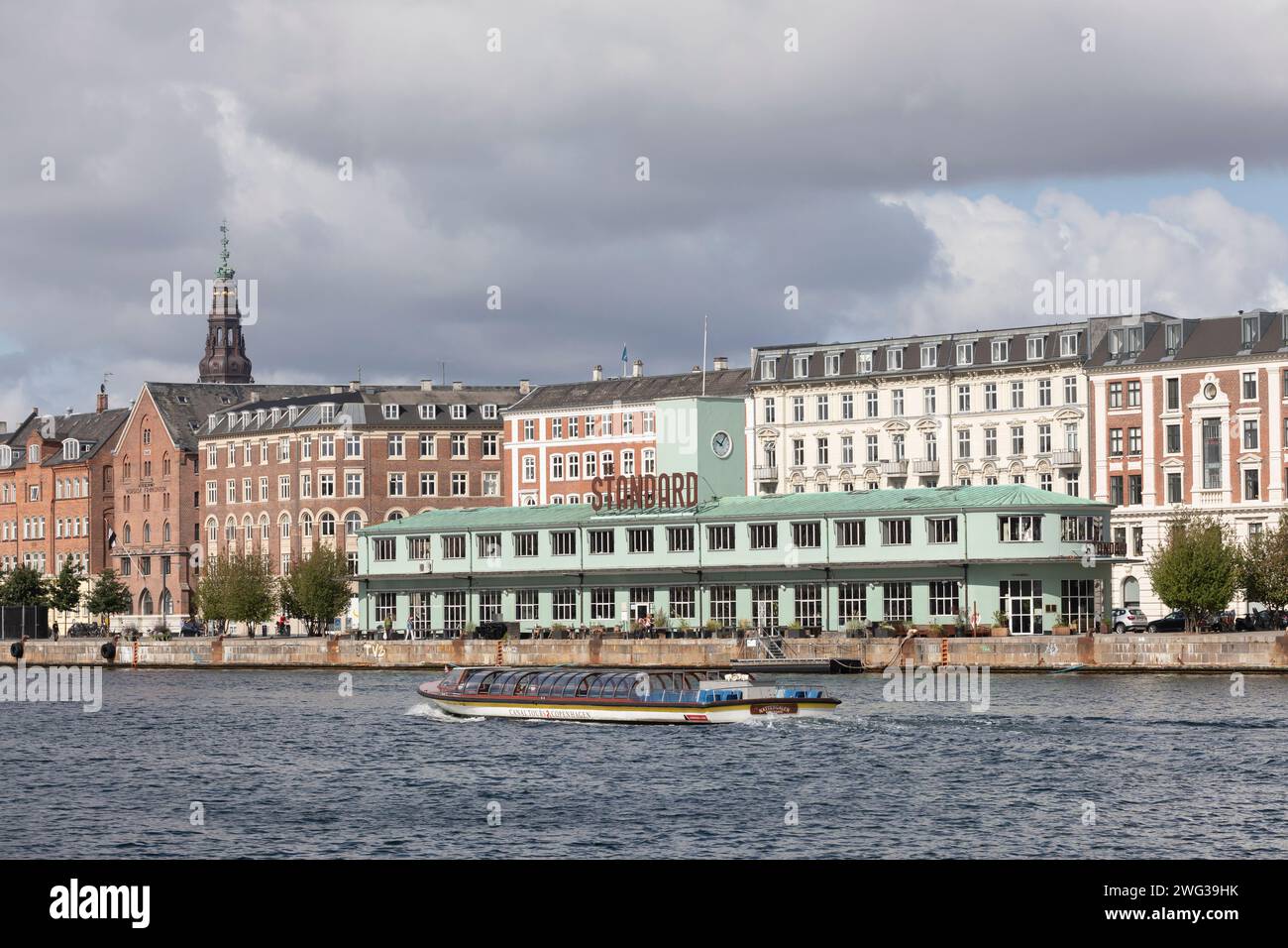 Lo Standard è un complesso di ristoranti situato sulla banchina Havnegade nel centro di Copenaghen, Danimarca. Foto Stock