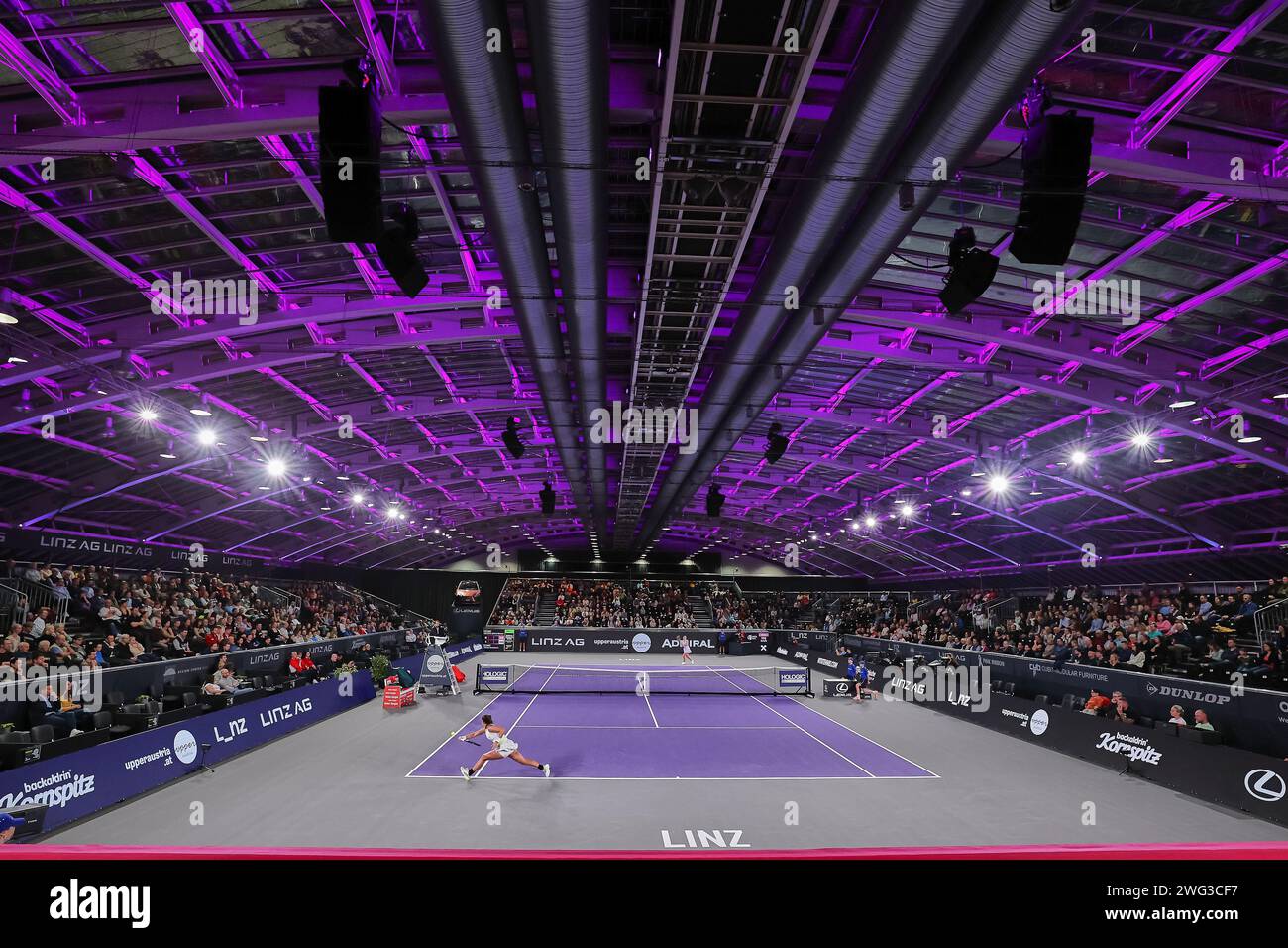 Linz, alta Austria, Austria. 2 febbraio 2024. Impressioni in azione durante l'alta Austria Ladies Linz - Womens Tennis, WTA500 (immagine di credito: © Mathias Schulz/ZUMA Press Wire) SOLO USO EDITORIALE! Non per USO commerciale! Foto Stock