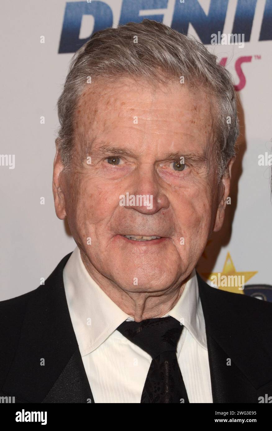 **FOTO DEL FILE** Don Murray è morto. BEVERLY HILLS, CA - FEBBRAIO 26: Don Murray alla 27a serata annuale delle 100 stelle Oscar Viewing Gala al Beverly Hilton Hotel di Beverly Hills, California, il 26 febbraio 2017. Crediti: David Edwards/MediaPunch Foto Stock
