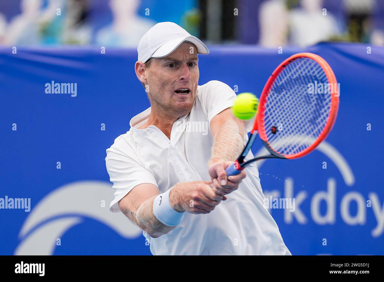 Luke Saville dell'Australia in azione durante le qualificazioni per il torneo Canberra International ATP Challenger 125 del 2024 Foto Stock