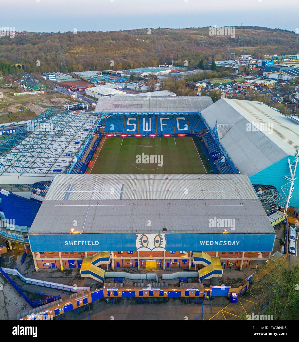 Sheffield, Yorkshire. Regno Unito. Sheffield Wednesday Football Club, Hillsborough Stadium. Immagine aerea. 26 gennaio 2024. Foto Stock