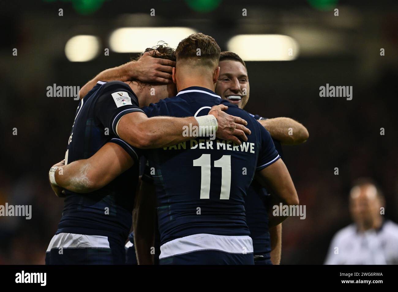 Duhan van der Merwe di Scozia celebra la sua meta durante la partita del Guinness 6 Nations 2024 Galles contro Scozia al Principality Stadium, Cardiff, Regno Unito, 3 febbraio 2024 (foto di Craig Thomas/News Images) Foto Stock