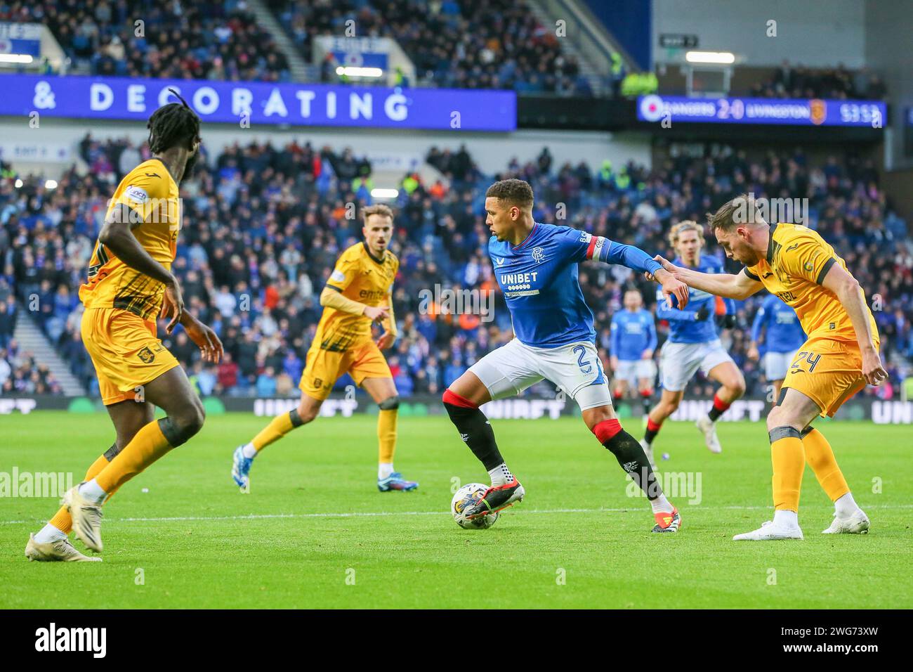Glasgow, Regno Unito. 3 febbraio 2024. I Rangers FC giocano con il Livingston FC all'Ibrox Stadium, la casa dei Rangers, in una partita della Cinch Scottish Premiership. I Rangers sono al secondo posto in campionato, 5 punti dietro il Celtic e il Livingston FC sono al secondo posto con soli 13 punti. Crediti: Findlay/Alamy Live News Foto Stock