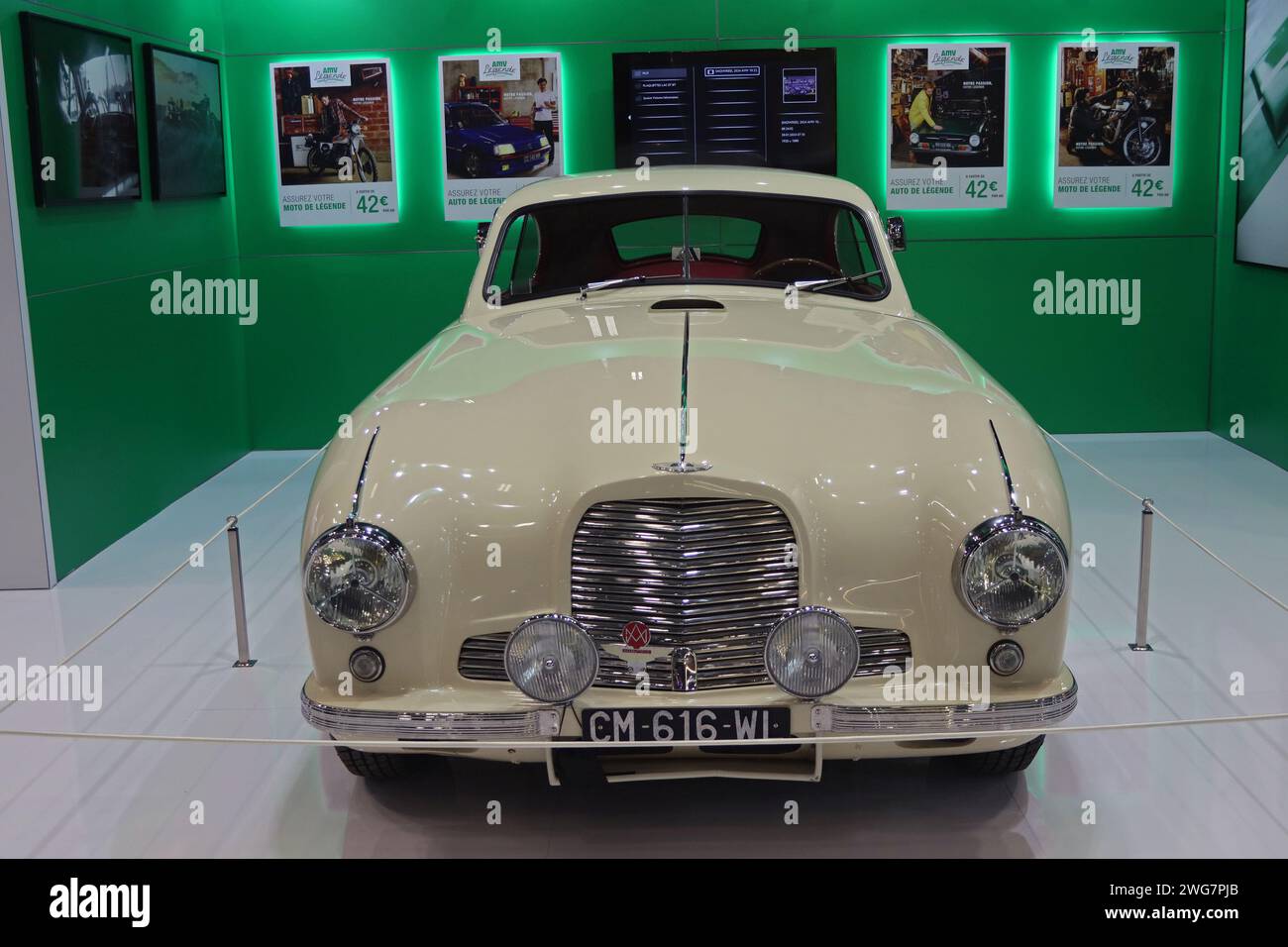 2024 spettacolo retromobile - PARIS porte de Versailles Foto Stock