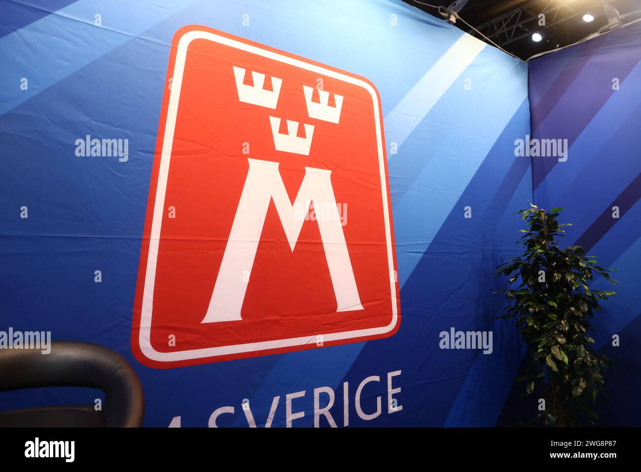 Logo M durante la proiezione stampa di venerdì durante la più grande fiera europea dell'auto elettrica, eCarExpo, presso l'arena Friends di Stoccolma, Svezia. Foto Stock