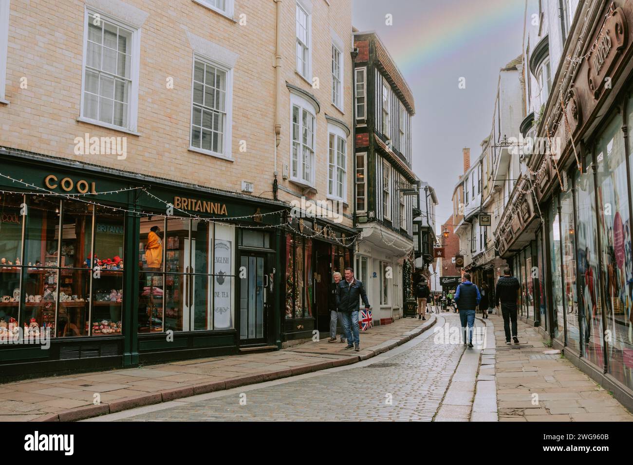 Vita di strada nel centro della città di Canterbury Foto Stock