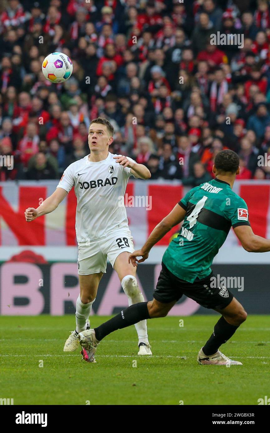 ©PHOTOPQR/VOIX DU NORD/Thierry Thorel ; 03/02/2024 ; Fribourg en Brisgau, le 3 fevrier 2024 - rencontre de la Bundesliga a l'Europa Park Stadion entre le SC Freiburg et le VfB Stuttgart, Ginter Matthias - foto : Thierry Thorel / la Voix du Nord Freiburg im Breisgau, 3 febbraio 2024 - Bundesliga partita all'Europa Park Stadion tra SC Freiburg e VfB Stoccarda - Foto Stock